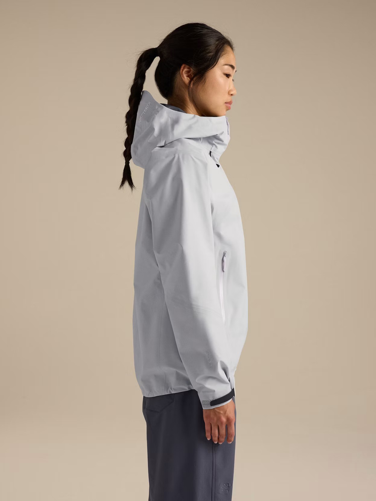 Arcteryx BETA SL Solitude ženska vetrovka s kapuco - slika 4