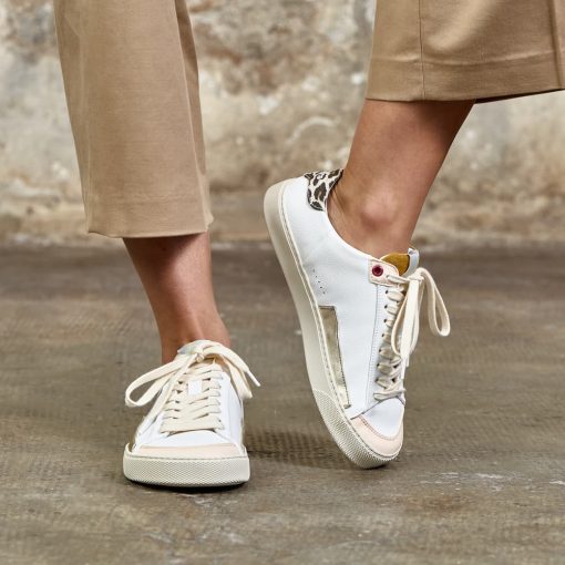 Fleeters Peach Leopard barefoot sneakers
