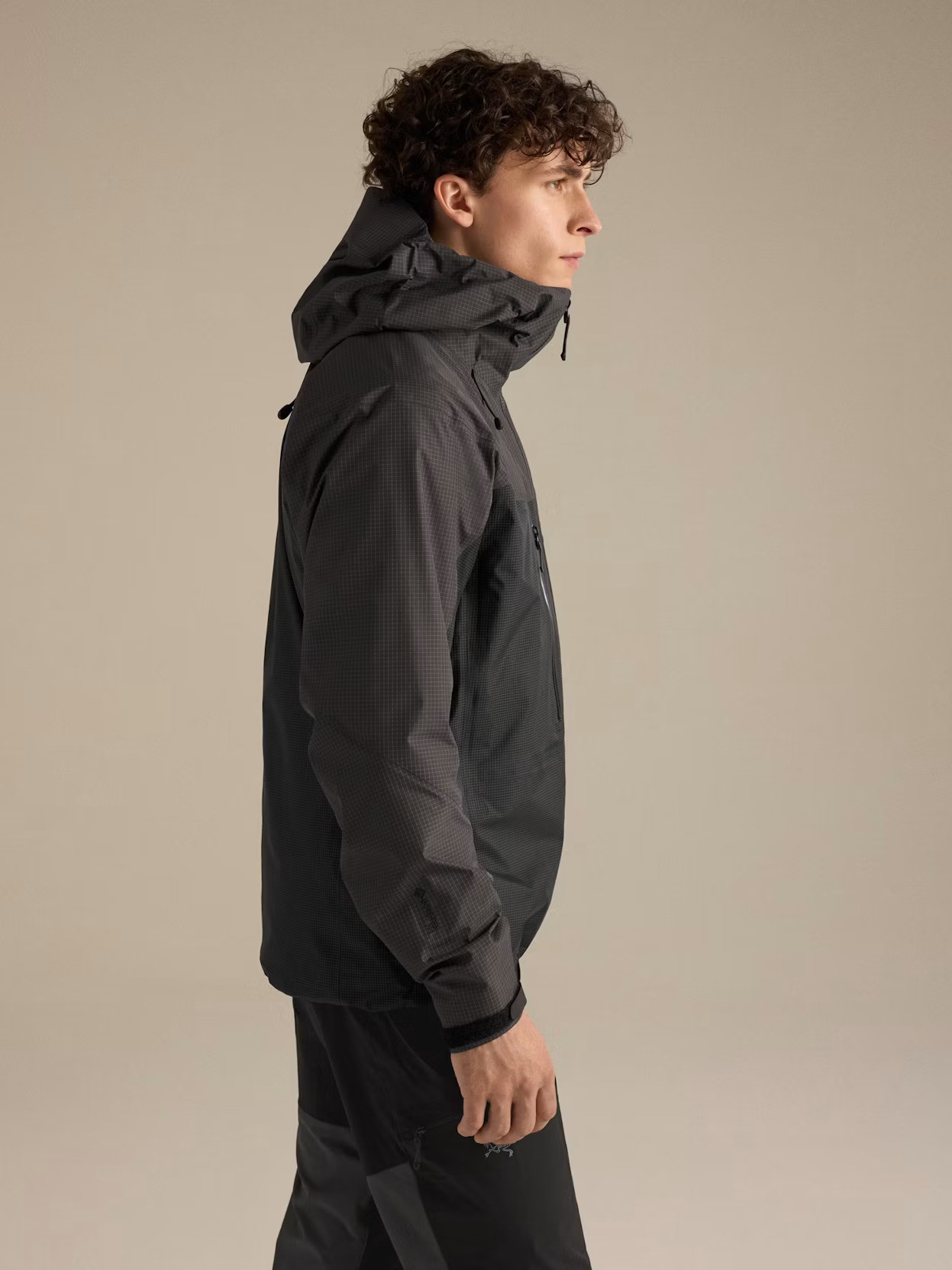 Arcteryx Alpha Jacket Graphite/Black M's - Image 3