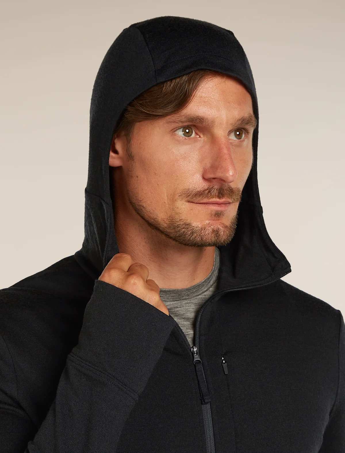 Icebreaker 260 Quantum Zip Hoodie Black moška jakna z zadrgo - slika 4